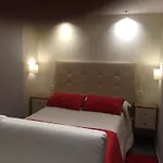 Apartamentos Gold Beach Malaga