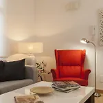 Urbanchic Carreteria Apartment
