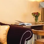 Luxury Cabaret Suite