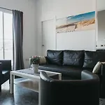 Atico Con Terraza Y Vistas