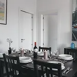 Atico Con Terraza Y Vistas
