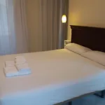 Urbanliving Picasso