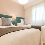 Home Club Calle Nueva Apartments