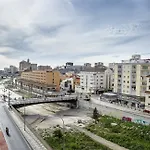 Sea & Wave Tribuna