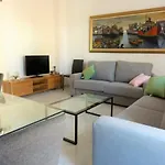 La Casa De La Tia