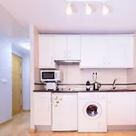 -Malagasunapts- Vibrant Historic City Centre