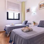 -Malagasunapts- Rooftop Pool & Free Parking