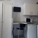 Mini Studio Centrico