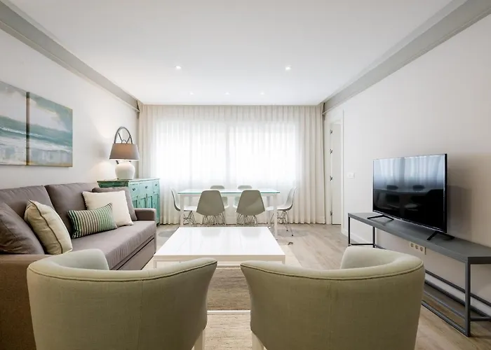 Puerto De Malaga Premium 3 Bedrooms Apartment