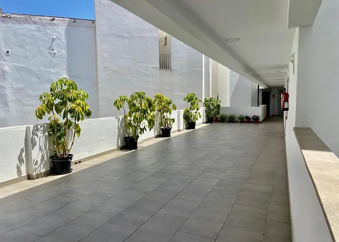 Estudio Con Parking Centro De Malaga By Grupo Bmorales