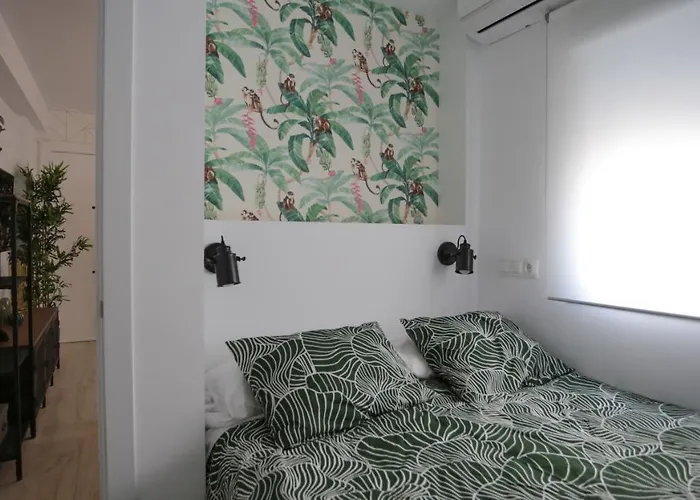 Cute Central Apartment