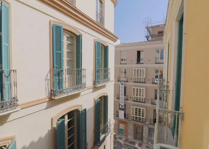C32 - Cosy Getaway In The Historical Center Of Malaga