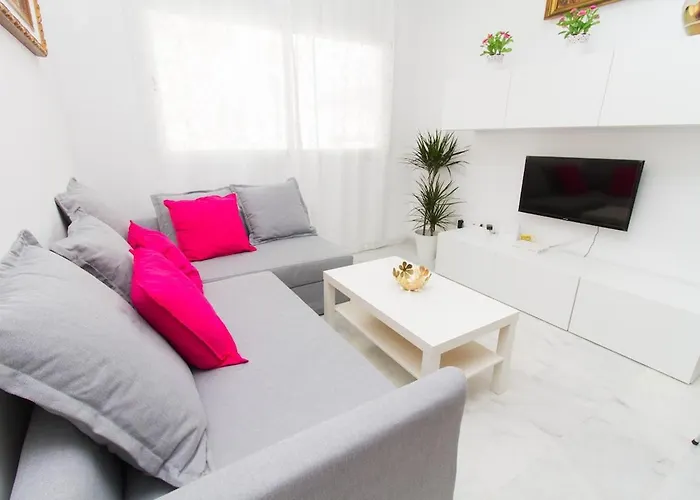 Cool 1 bedroom Apartment Capuchinos