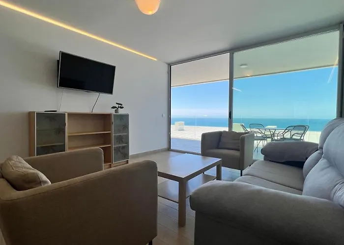 Med1 2Bedroom Seaview Higueron