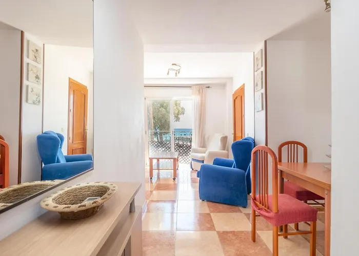Renthas Pedregalejo Beach Apartments