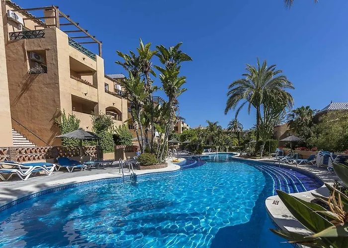 Pool View Grangefield Oasis Club L1