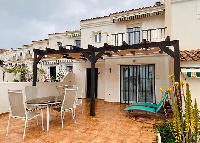 Benaplaya - Fantastica Casa Con Terraza & Piscina, Playa A 200 Metros