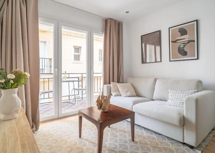 Sanders San Patricio - Dreamy Two-Bedroom Apartment Downtown