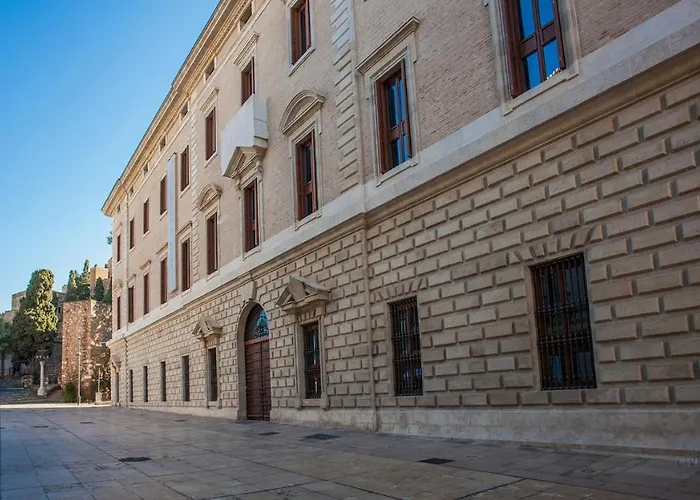 Living4Malaga Aduana Presidential