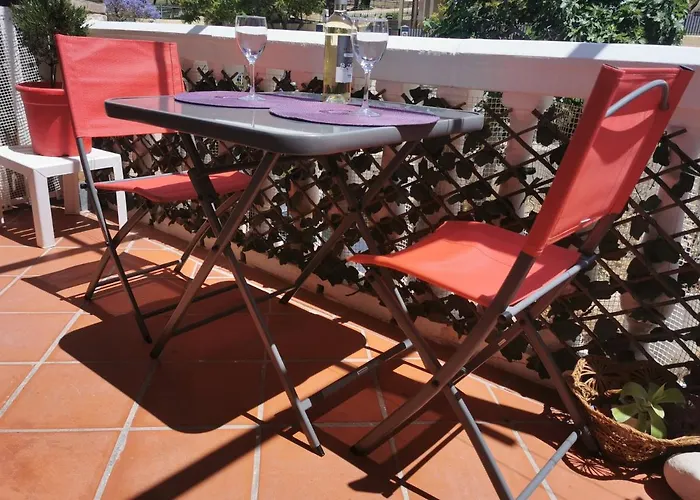 Las Tres Macetas