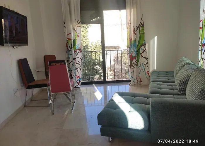 Larios Centro Triniad Suites