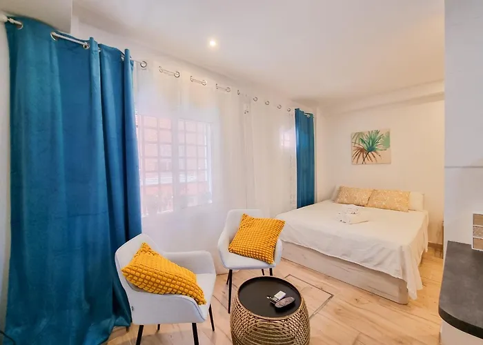 Nice Studio Apartment In Malaga Center