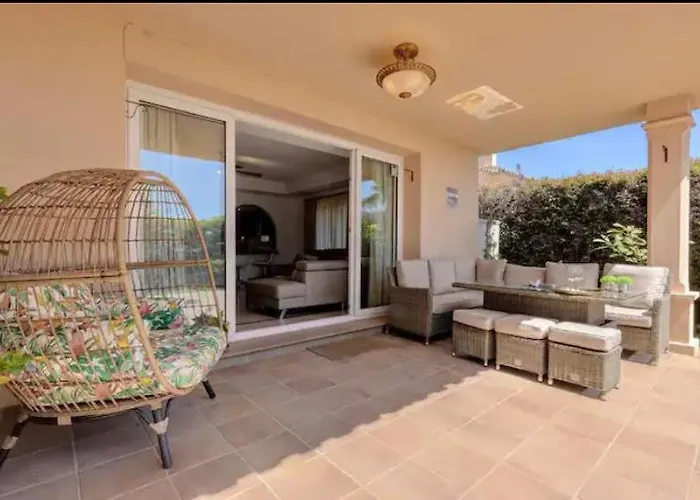 Spacious Villa Flamenco Riviera Del Sol