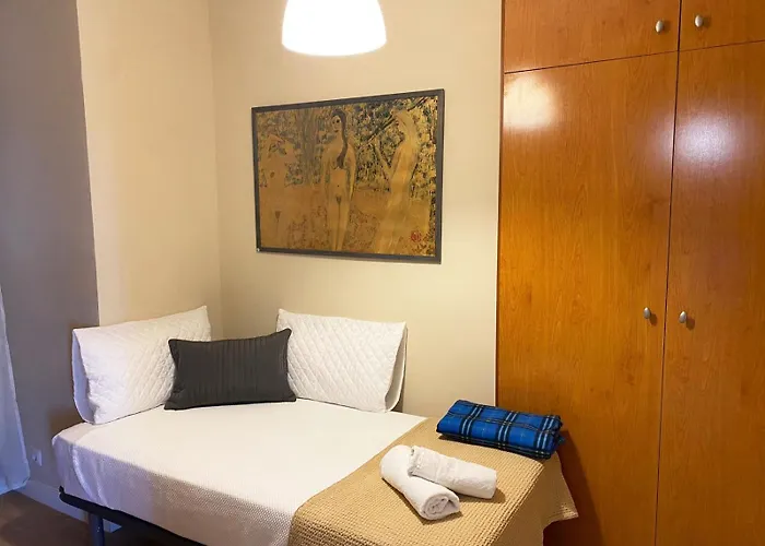 La Galeria De Malaga Cercano Al Hospital Civil