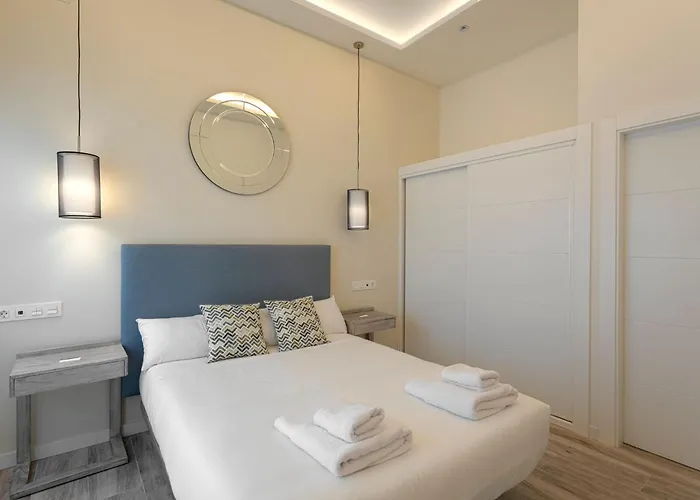 Fresh Velazquez Apartments