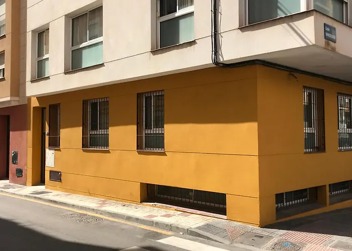 Elegant Duplex P/3 In Malaga With Terrace And Wifi