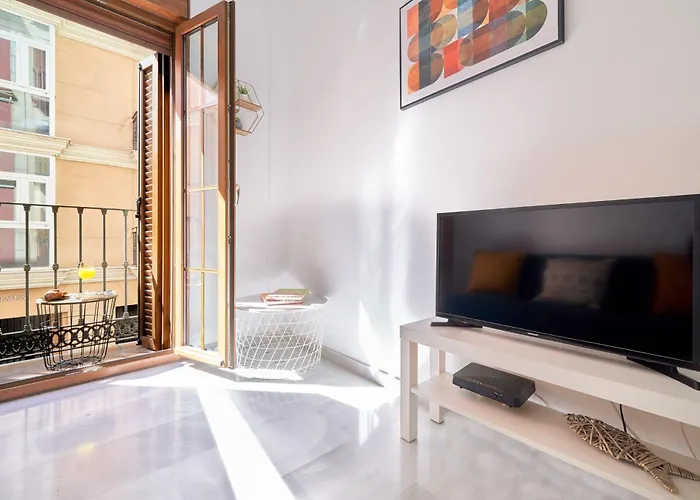 Apartamento En El Centro, Tranquilo Y Luminoso
