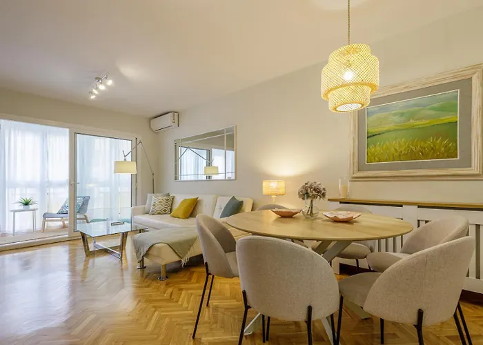 Beach Malagueta By Caleta Homes