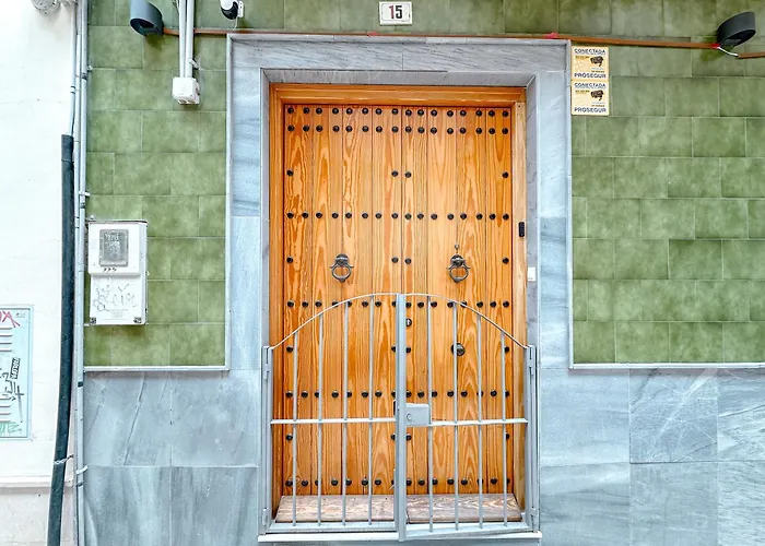 Hostal Habitaciones & Suites Don Pepin