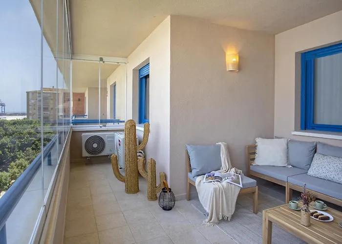 -Malagasunapts-Ayala33 Bus-Train Station - Huelin Beach