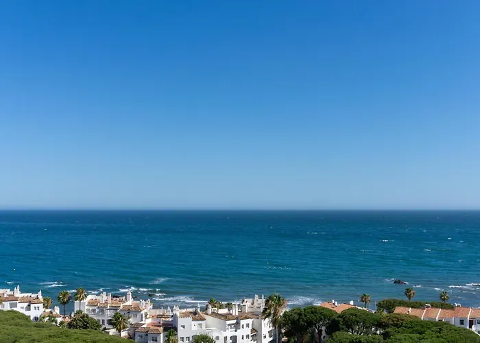 Calypso Sea Views Apartment