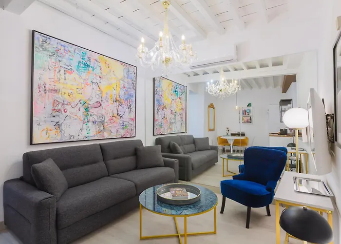 Rincon De Ollerias - Central Apartment With Parking