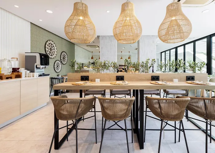 Hotel Malaga Alameda Centro Affiliated By Melia