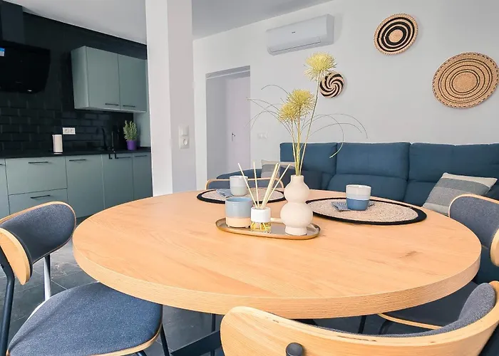 Malaga Central Stay Guest House