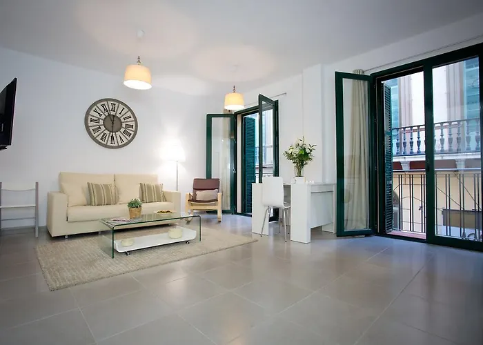 Holidays2Malaga Flamenco Apartments