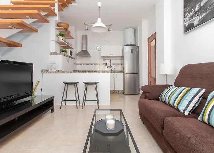Cosy Central 3 Bedroom Duplex