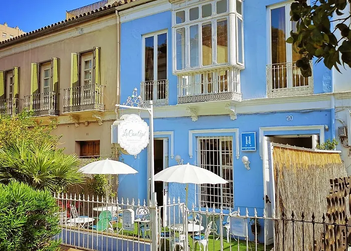 La Casa Azul B&B + Apartments