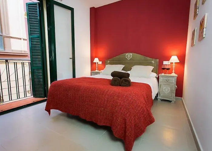 Apartment In Malaga 102288