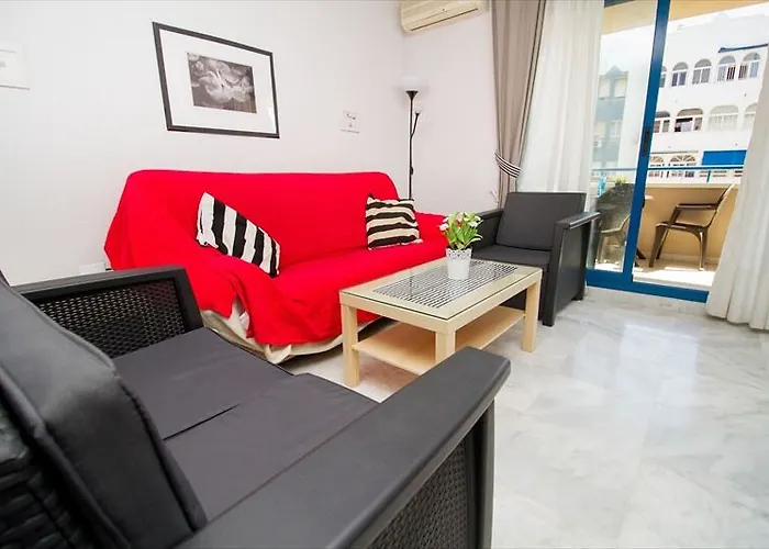Amazing Apartment Beach & Train Station By La Recepcion
