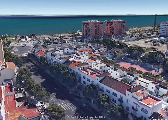 Paseo Maritimo De Poniente