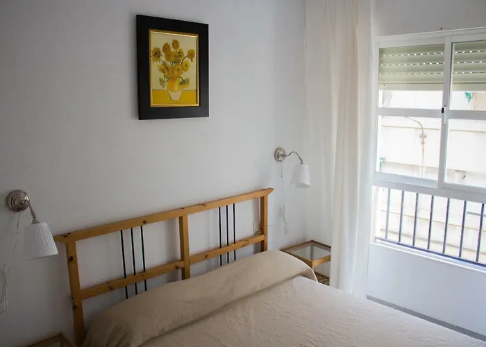 Centrico Apartamento Nuevo, Zona Corte Ingles
