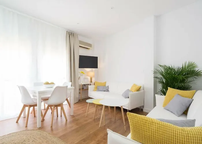 Lyrioshomes Malaga Cervantes