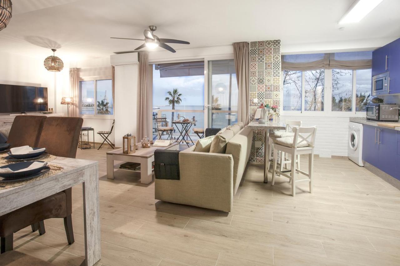 Apartamento Diseño Y Confort Frente Al Mar En La Playa De Huelin *