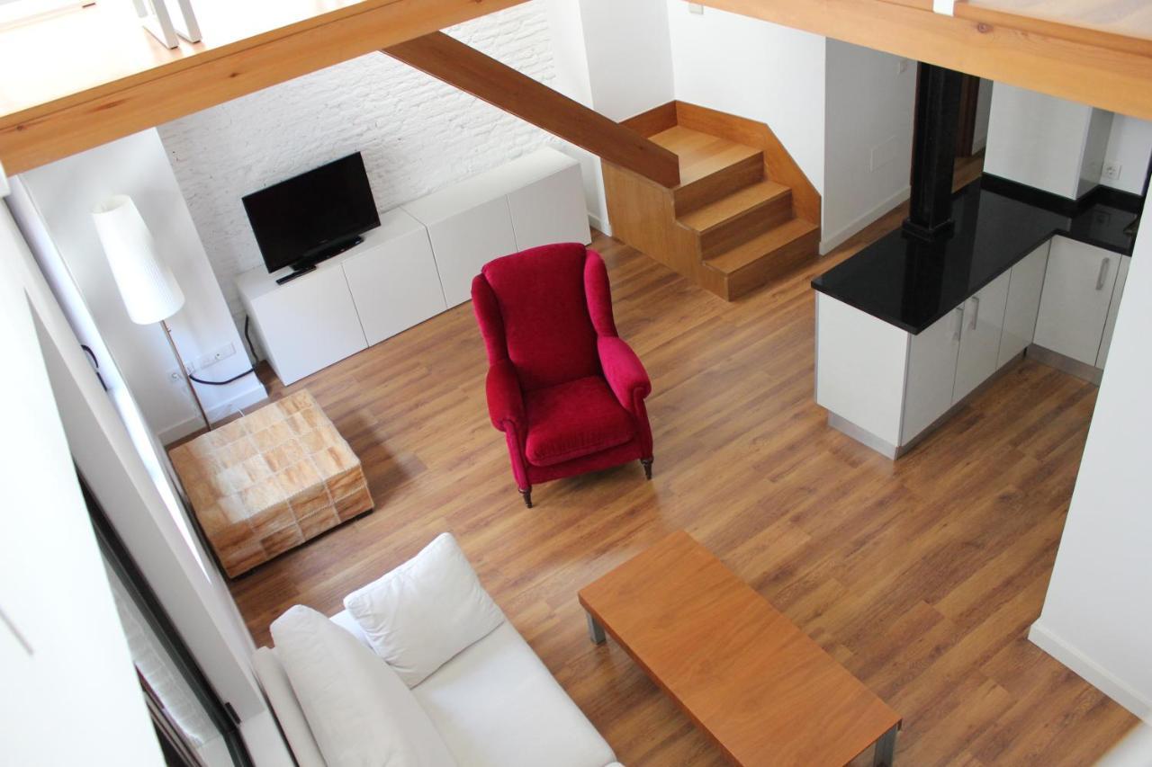 Coronado Apartment *