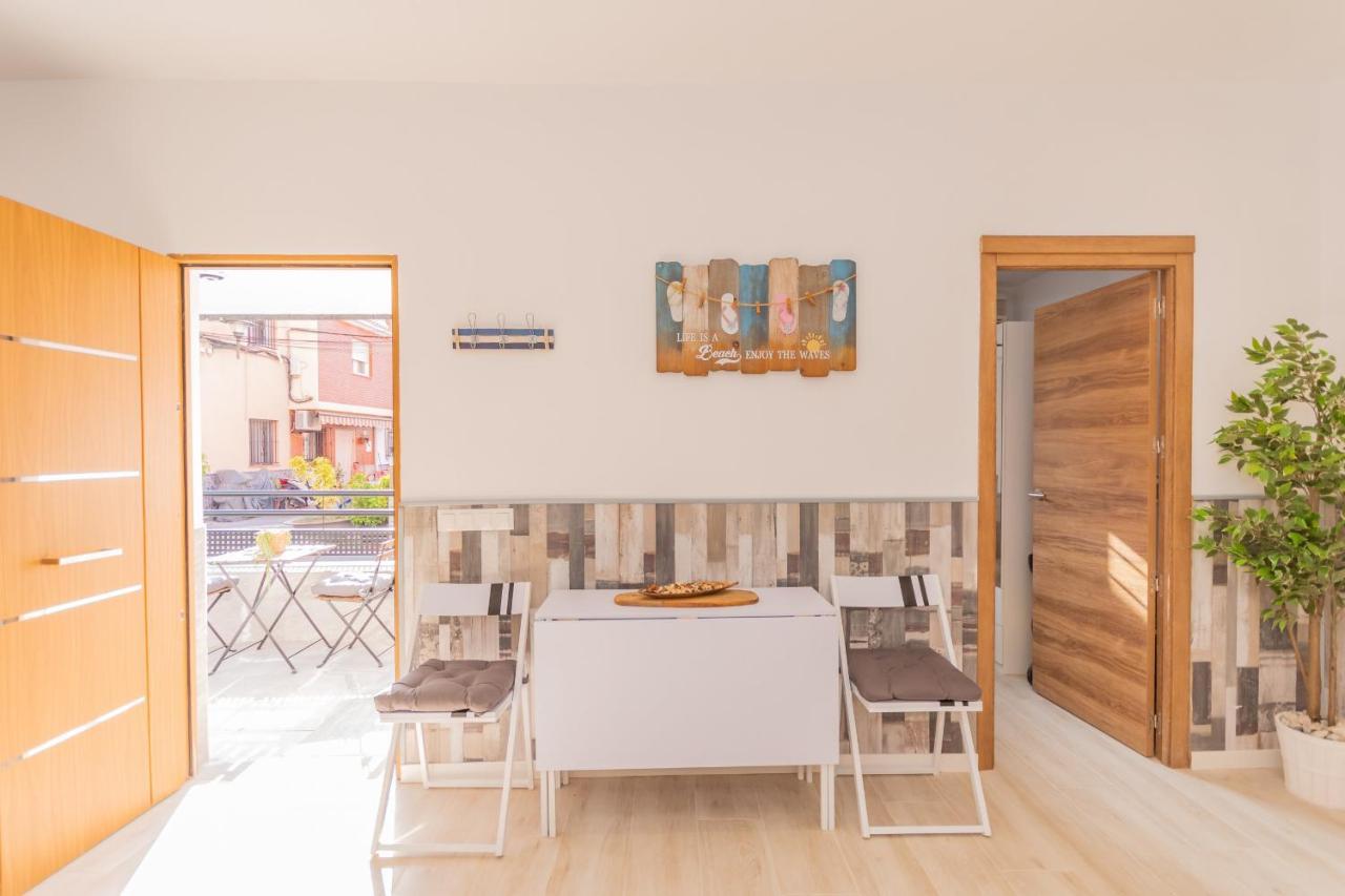 Holiday home Cubo's La Casita Del Palo Malaga