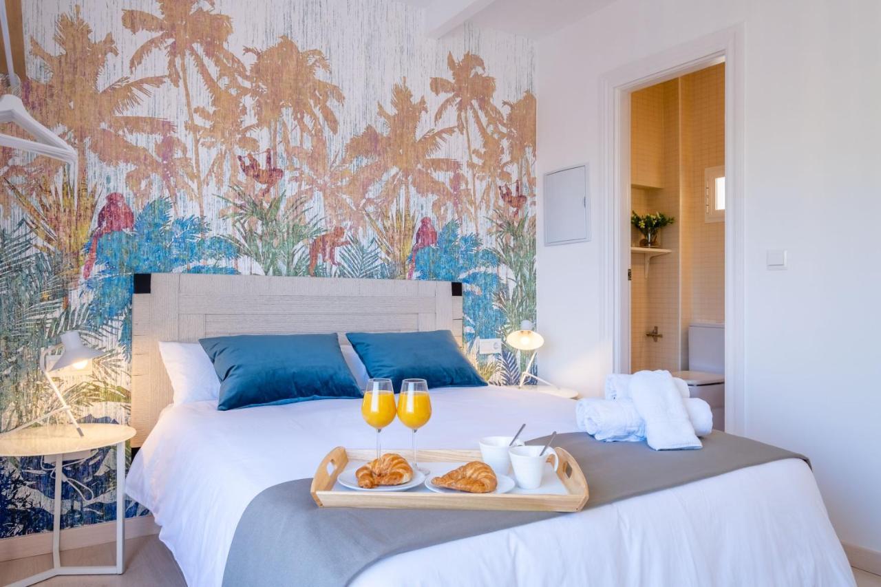 Blue Sea - With Terrace Apartment